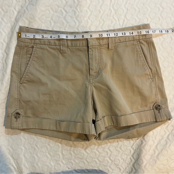 Banana Republic Khaki Shorts The Weekend Roll Up Shorts Cuffed Women’s Size 8 - Picture 4 of 11
